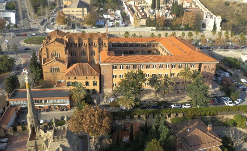 El arzobispo de Barcelona visita la Universitat